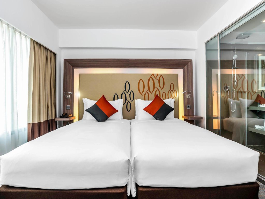 Novotel Bangkok Silom Road 22