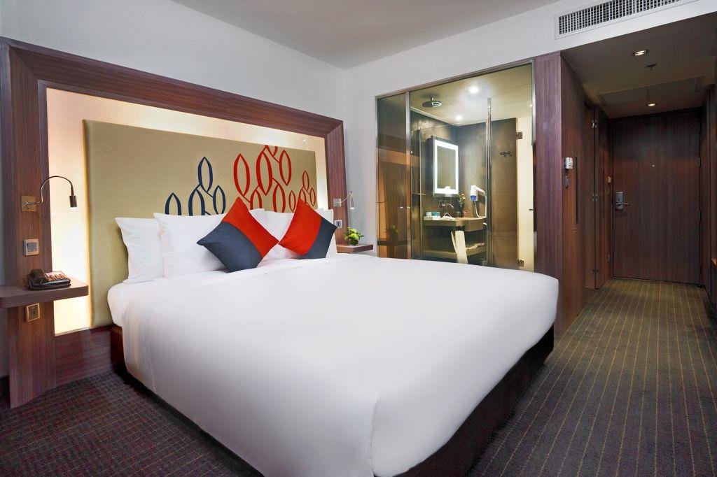 Novotel Bangkok Silom Road 4