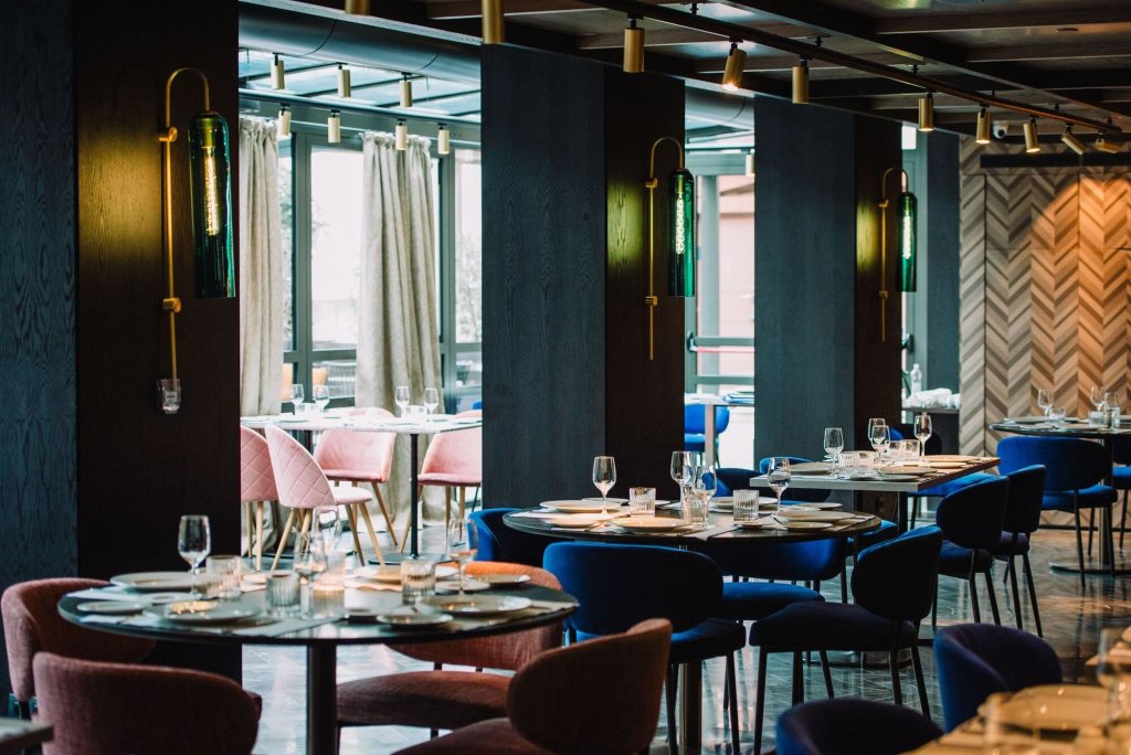 Gallery Hotel 11