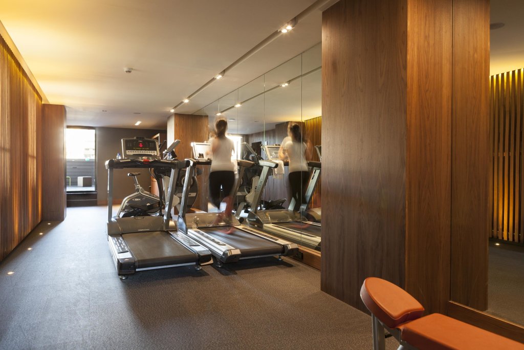 Gallery Hotel 15