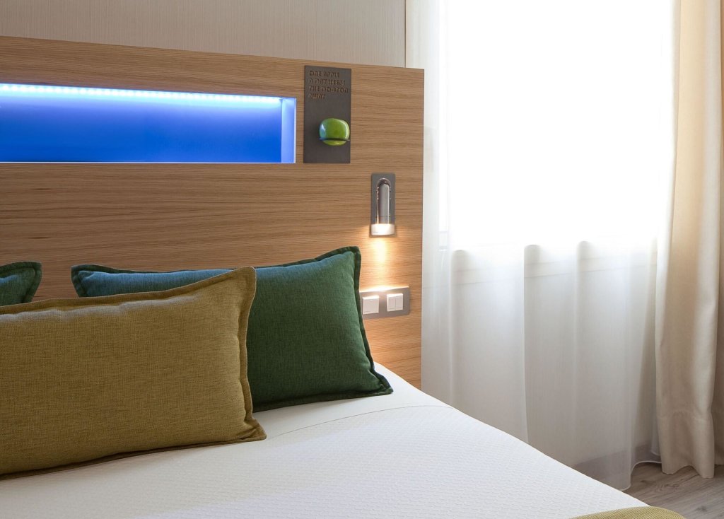 Gallery Hotel 23
