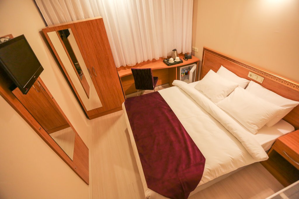 Grand Istanbul Airport Hotel 3