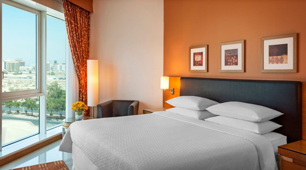 Four Points by Sheraton Downtown Dubai 6