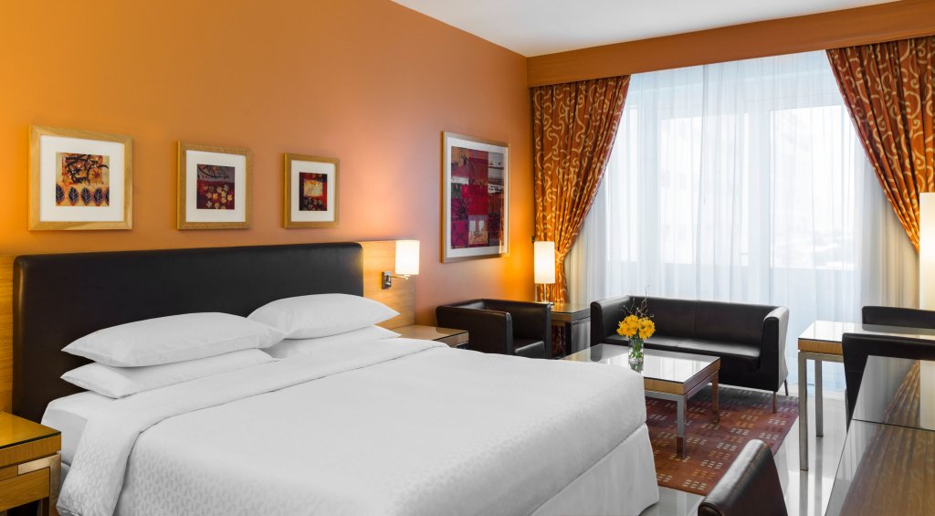 Four Points by Sheraton Downtown Dubai 7