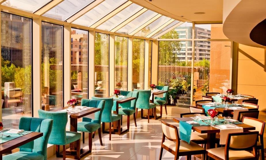 Majestic City Retreat Hotel 23