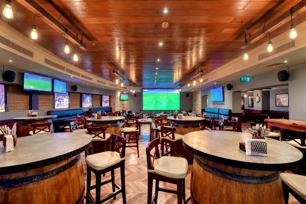 Majestic City Retreat Hotel 24