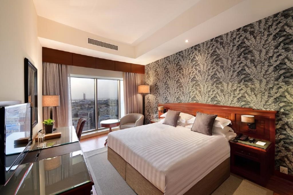 Majestic City Retreat Hotel 4