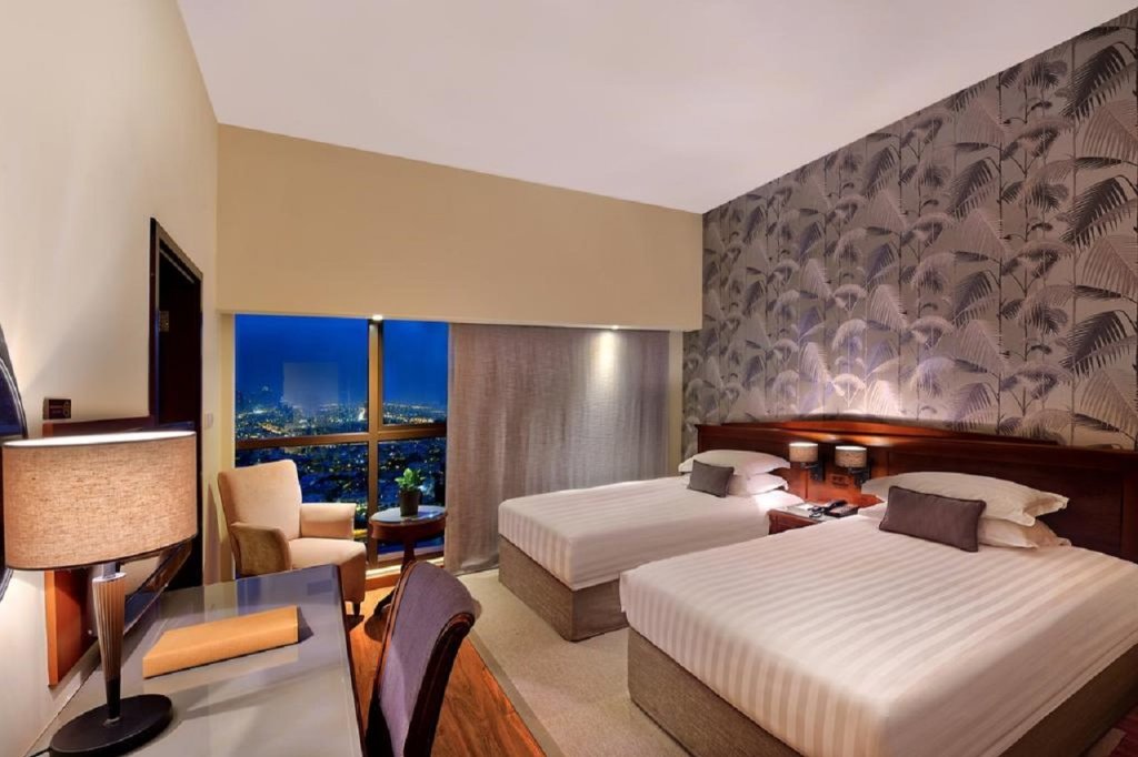 Majestic City Retreat Hotel 5