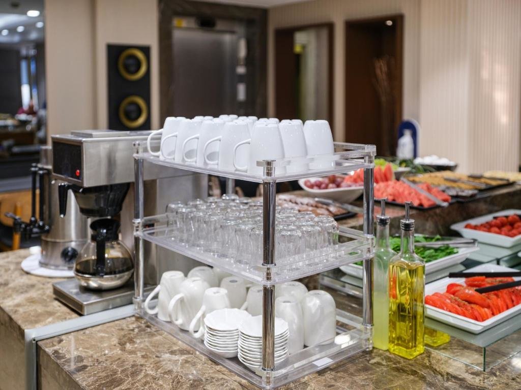 Merlin Hotel Istanbul 15