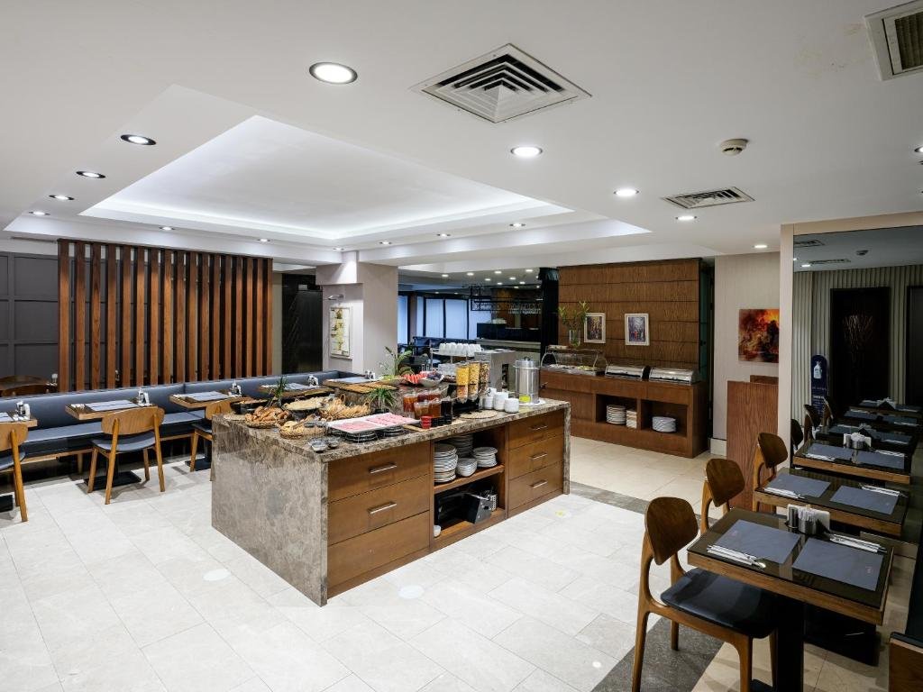 Merlin Hotel Istanbul 6