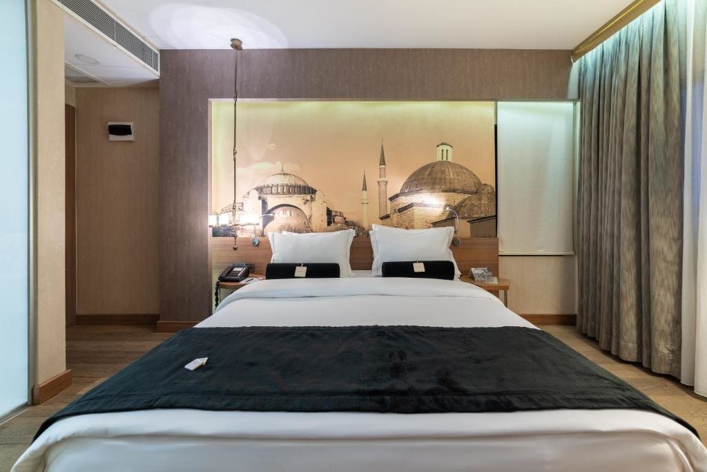 Boutique Saint Sophia 18
