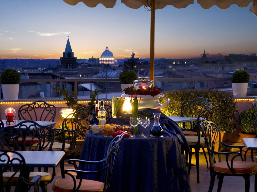 Marcella Royal Hotel - Rooftop Garden 14