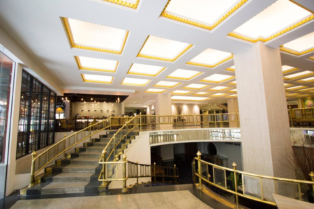 Tawana Bangkok Hotel 12