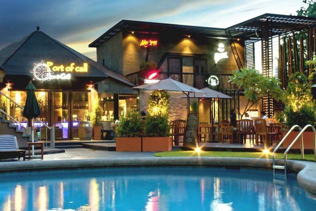 Tawana Bangkok Hotel 18