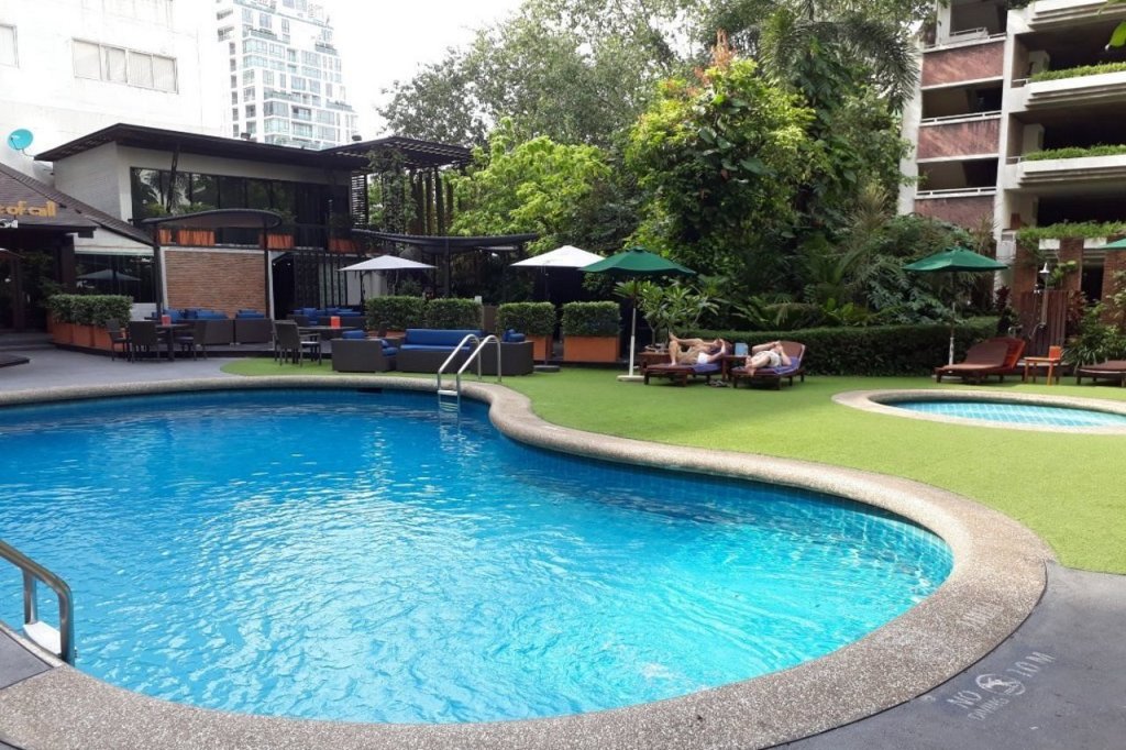 Tawana Bangkok Hotel 19