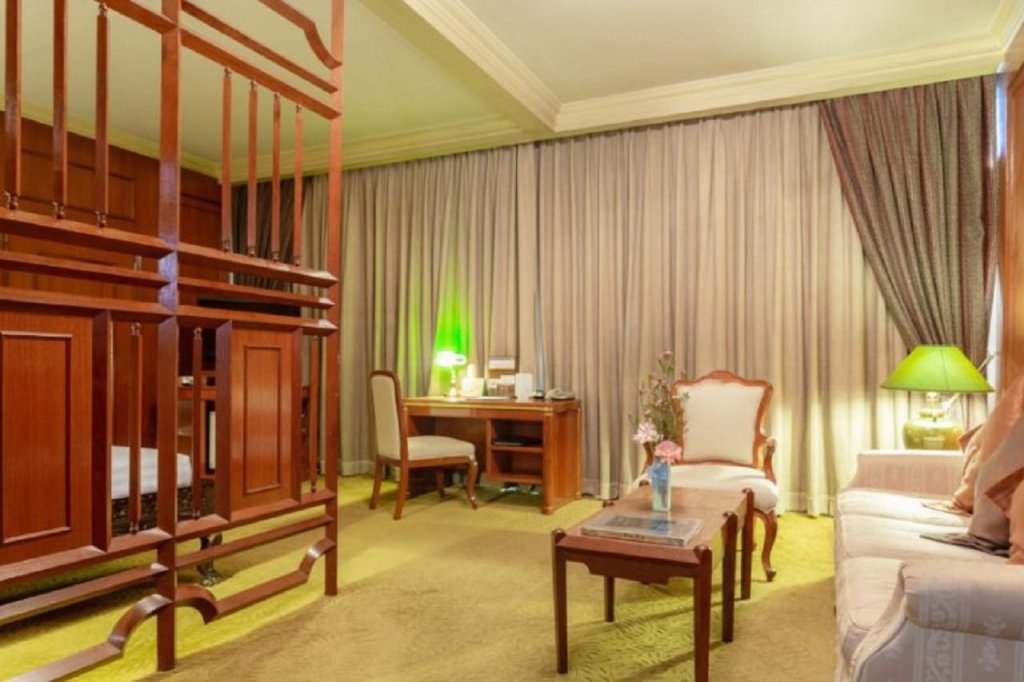 Tawana Bangkok Hotel 2