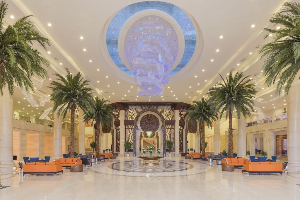 Triumph Luxury Hotel 10