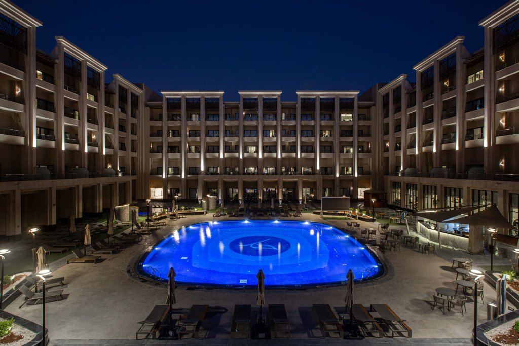 Triumph Luxury Hotel 22