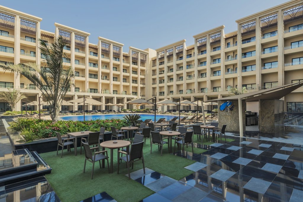 Triumph Luxury Hotel 8