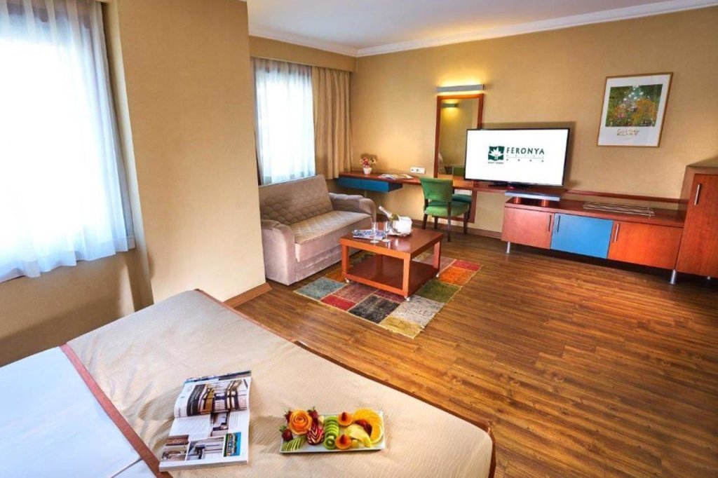 Feronya Hotel 21