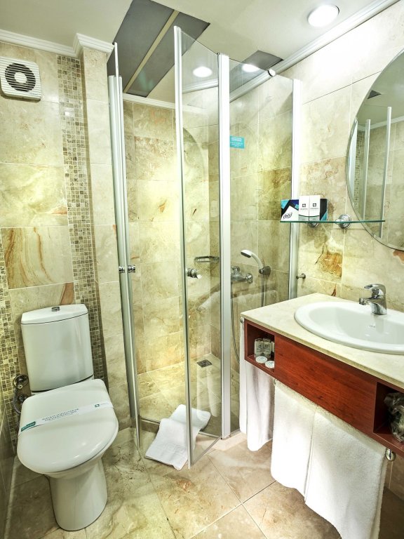 Feronya Hotel 23