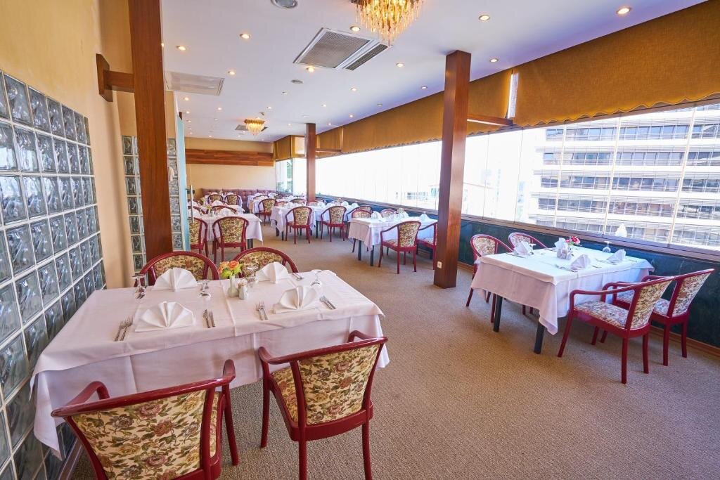 Feronya Hotel 5