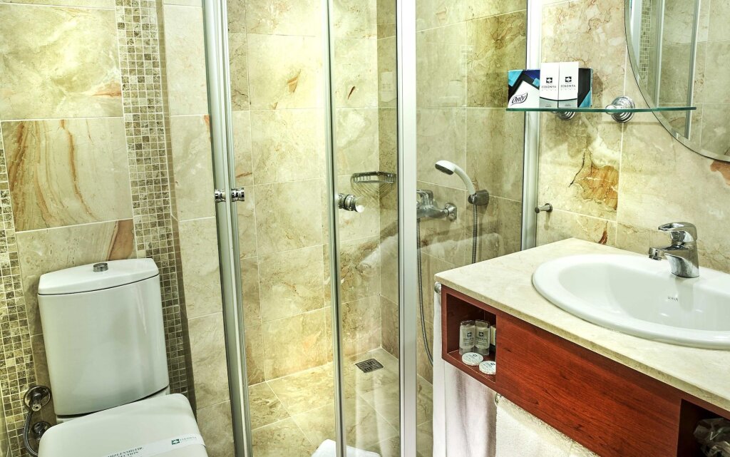 Feronya Hotel 6