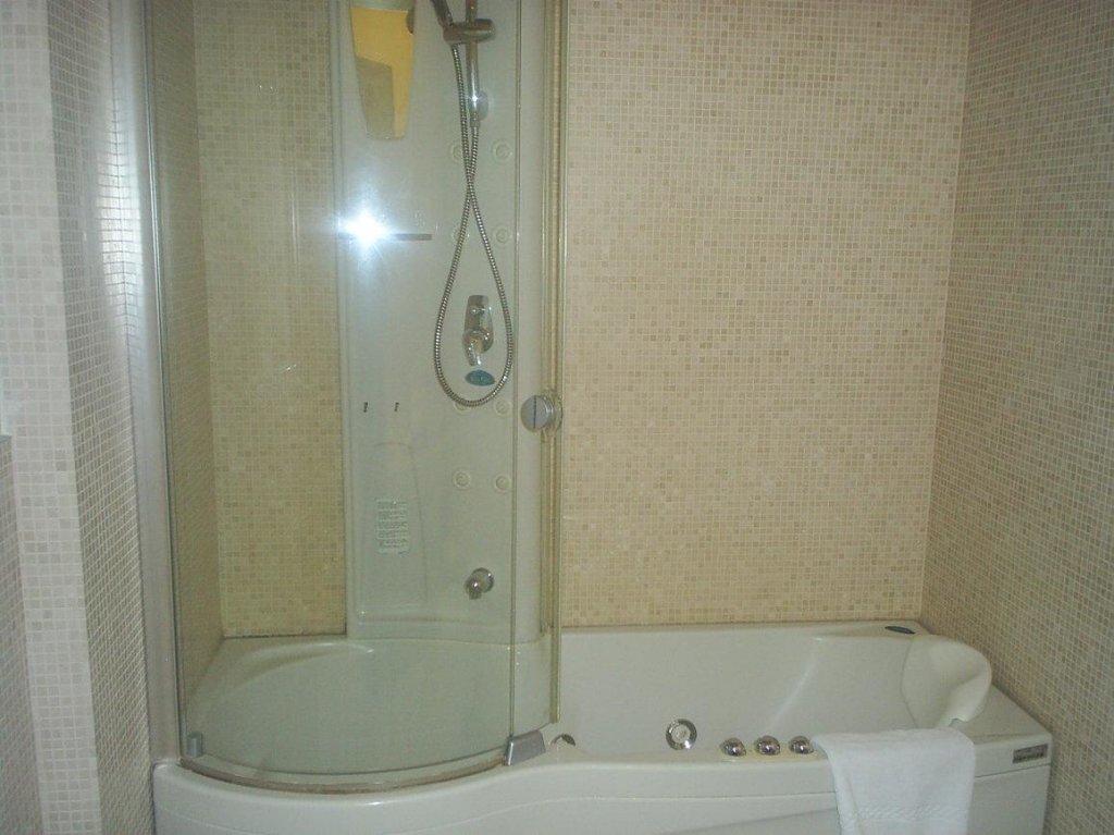 Ajia Hotel - Special Class 7