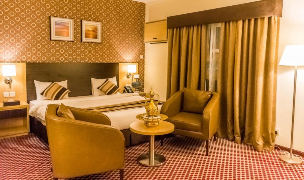 Fortune Karama Hotel 13