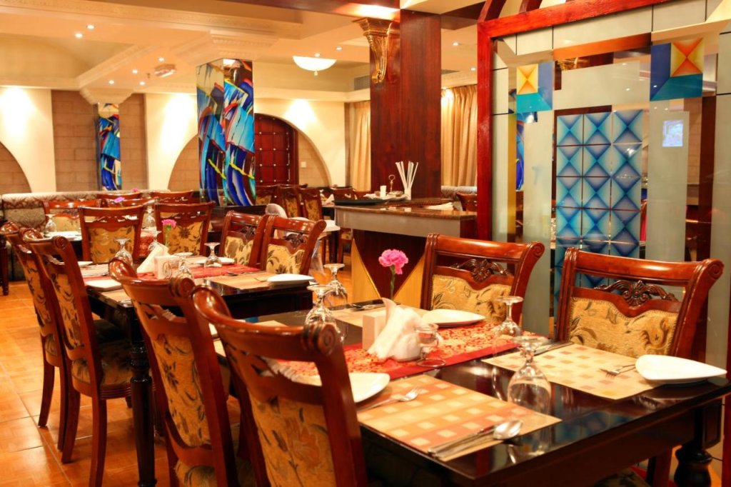 Fortune Karama Hotel 19