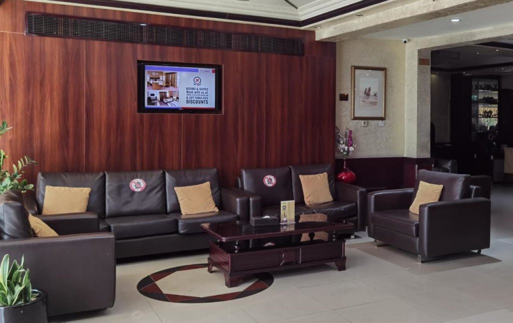 Fortune Karama Hotel 22