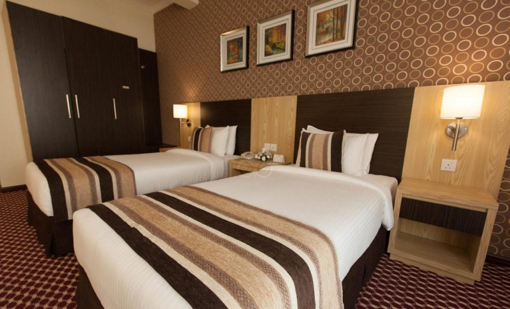 Fortune Karama Hotel 5