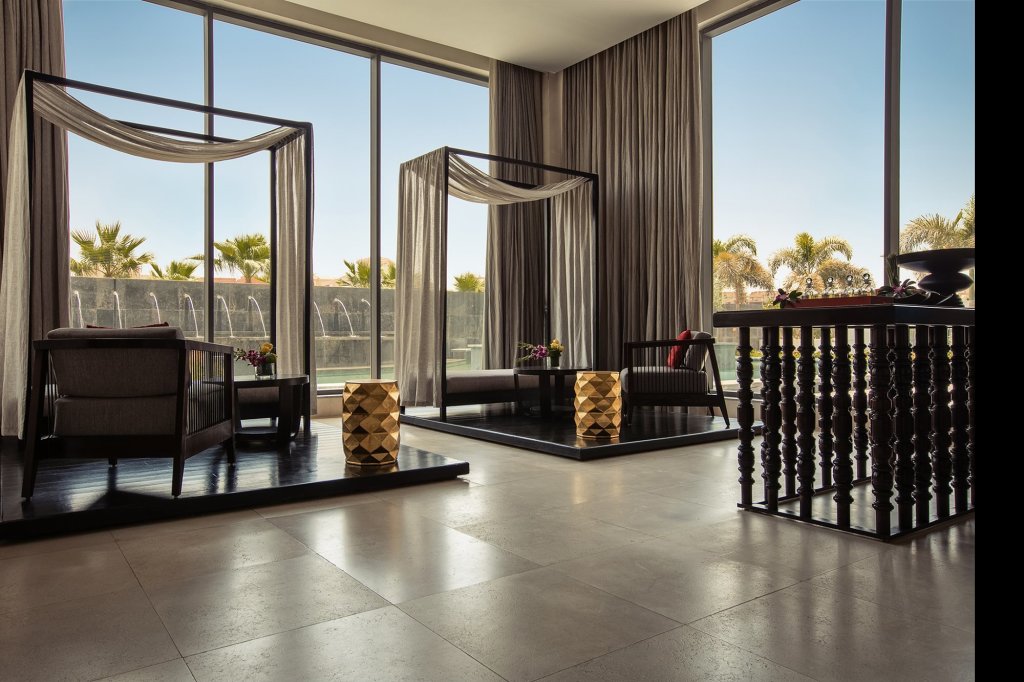 Dusit Thani LakeView Cairo 11