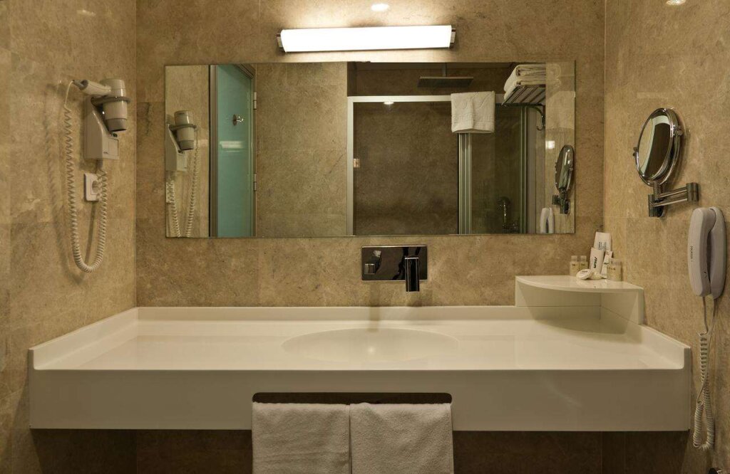Riva Hotel 12