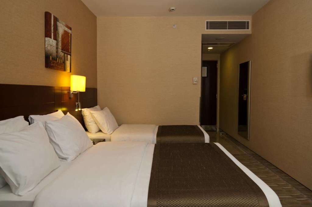 Riva Hotel 21