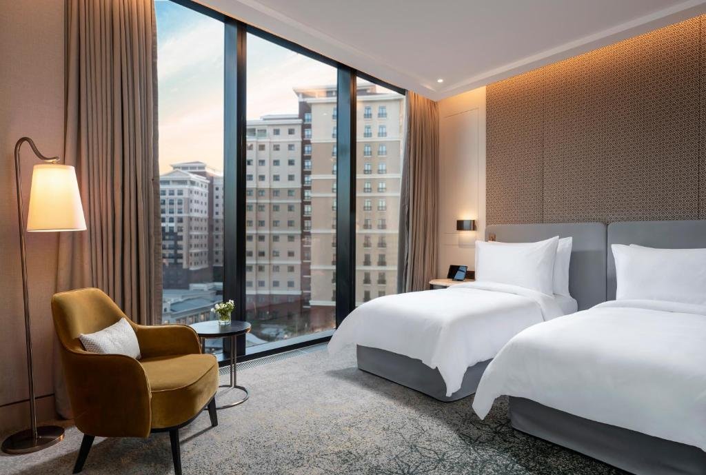 Address Istanbul 10