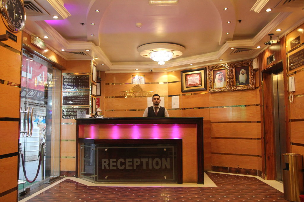 Downtown Hotel 15
