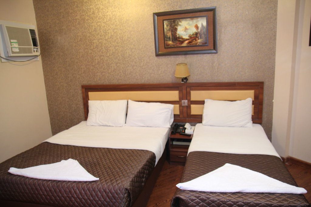 Downtown Hotel 6