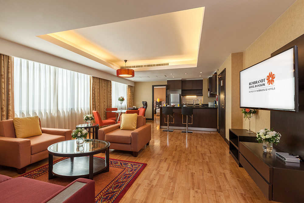 Rembrandt Hotel & Suites Bangkok 18