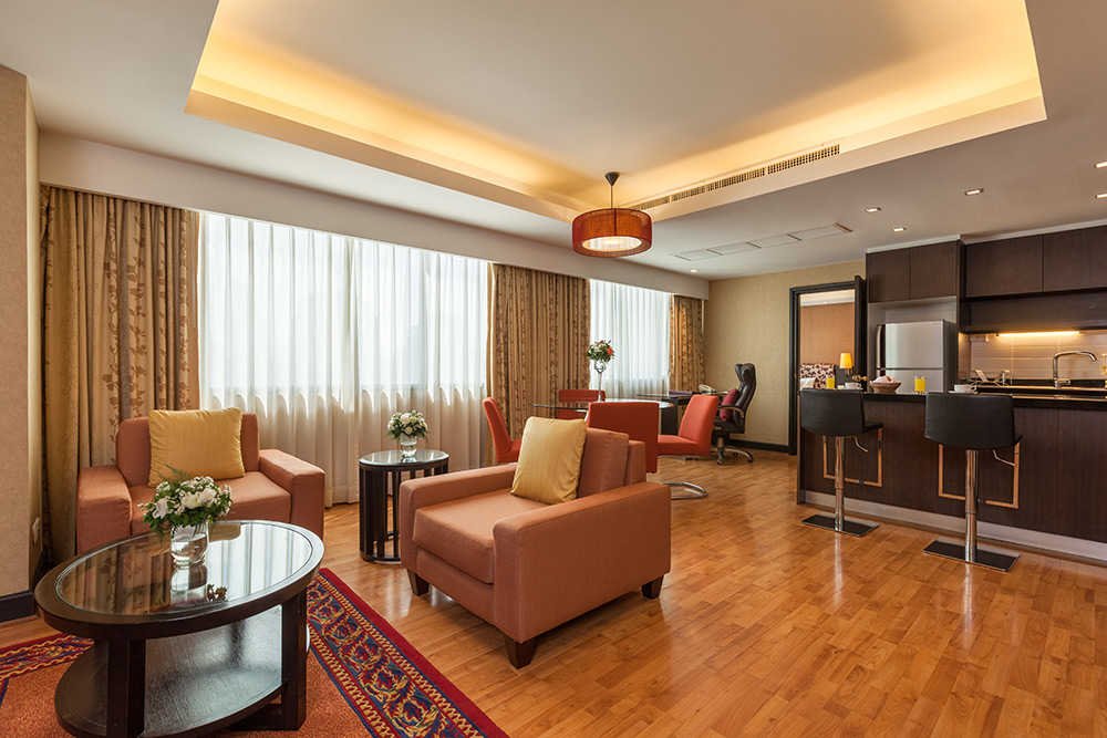 Rembrandt Hotel & Suites Bangkok 19