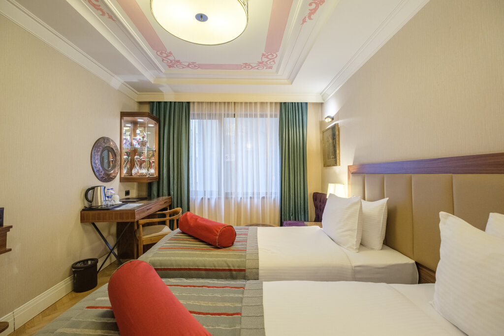 Golden Age Hotel & Spa 12