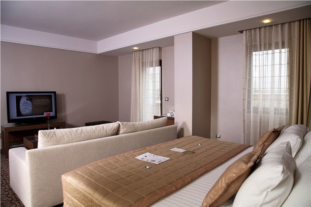 Ramada by Wyndham Istanbul Taksim 3