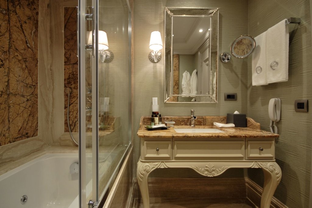 My Finest Bosphorus Hotel 10