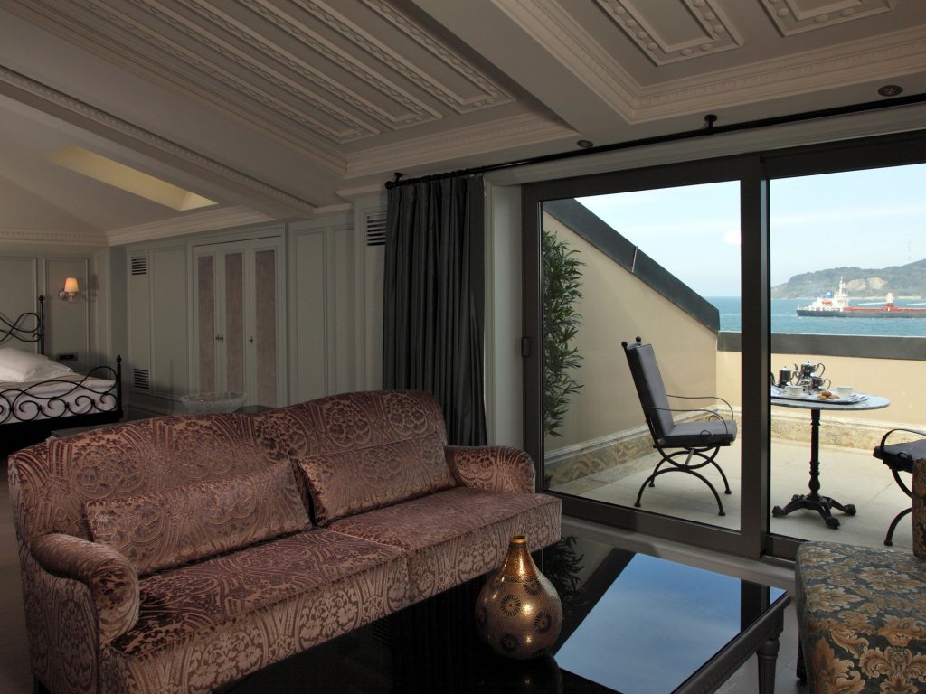My Finest Bosphorus Hotel 3