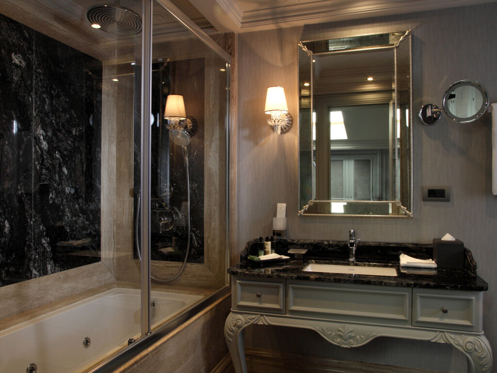 My Finest Bosphorus Hotel 9