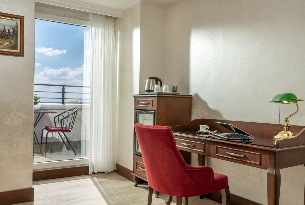 Occidental Taksim 21