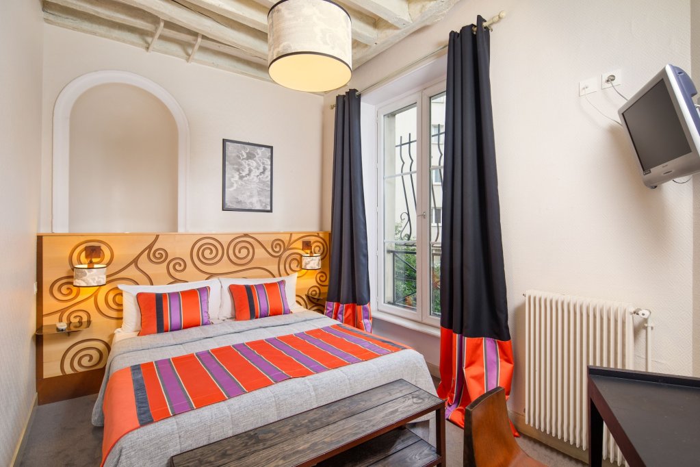 Hotel Claret 4