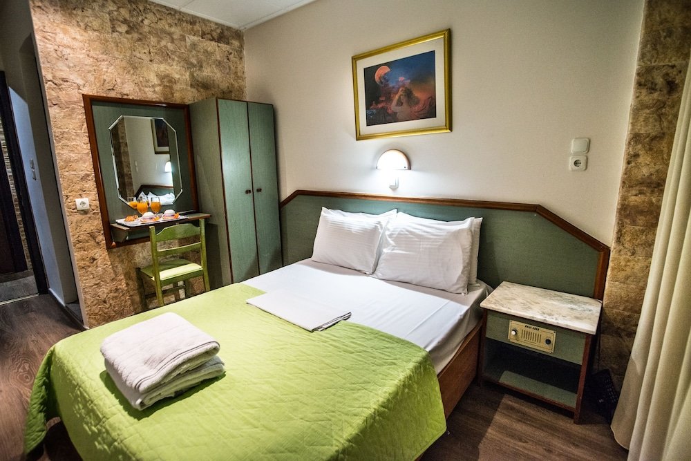 Argo Hotel 22
