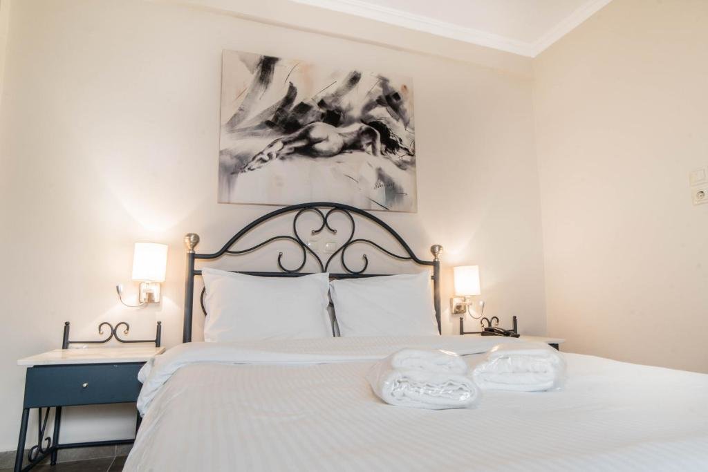Anita Hotel 11