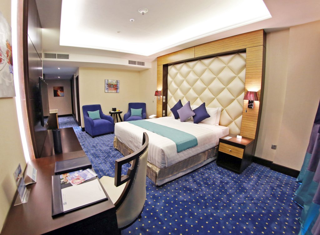 ARMADA AVENUE HOTEL 3